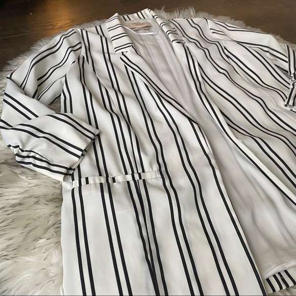 PULL & BEAR blazer (Size S) - Picture 3 of 6